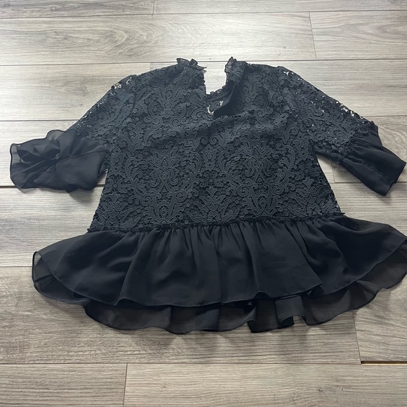 Kate Spade New York Lace‎ Bell-Sleeve Peplum Top - Picture 4 of 8